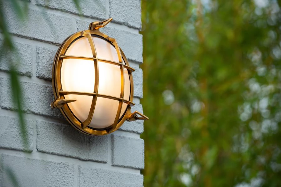 Lucide DUDLEY - Wall light Indoor/Outdoor - Ø 22 cm - 1xE27 - IP65 - Matt Gold / Brass - atmosphere 3